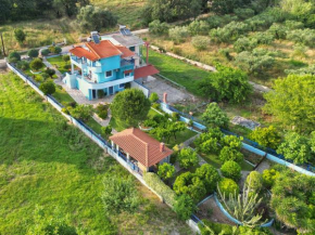 Villa Elpida